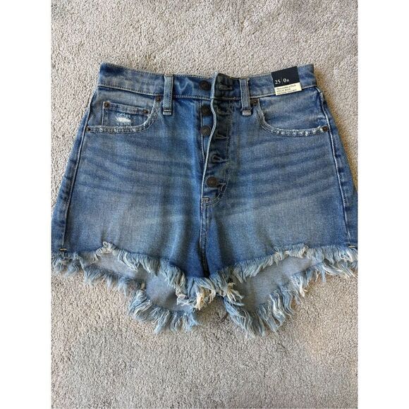 NWT Abercrombie Curve Love High Rise 90s Cutoff Short, Sz 25 $50 B28 - Picture 2 of 6